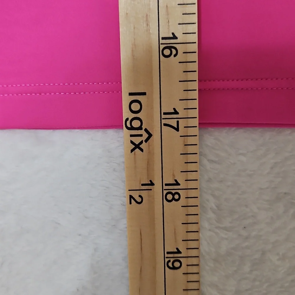 Under Armour Pink Athletic Tank Top Cropped Performance - Picture 7 of 9